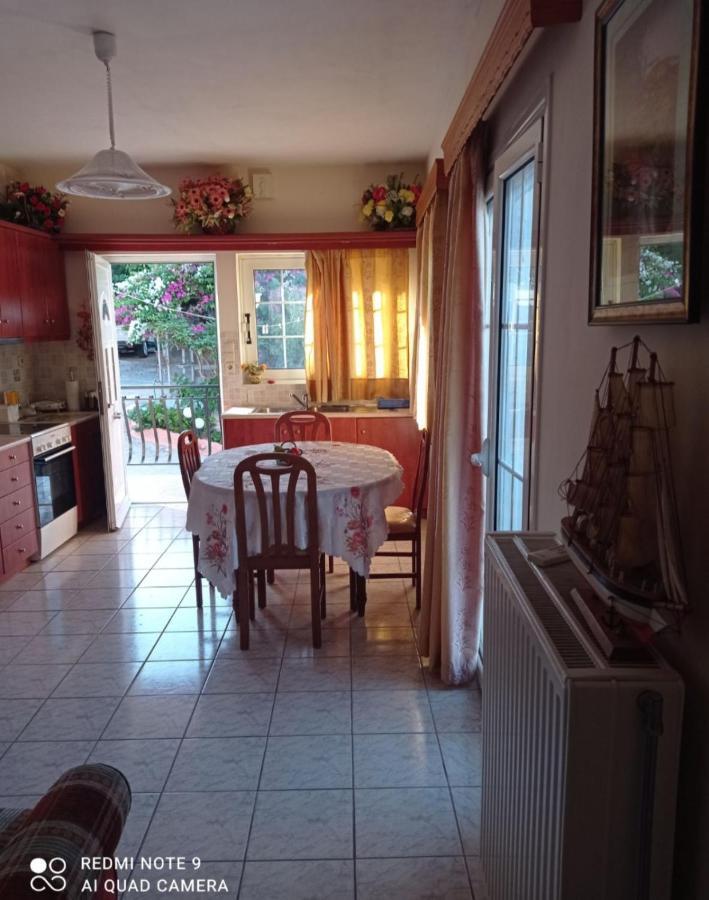 Elenh House Appartement Argostoli  Buitenkant foto