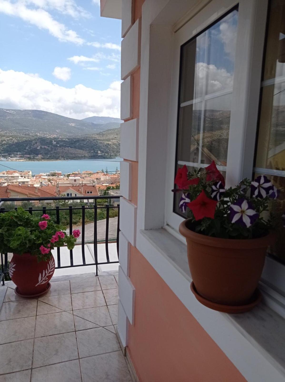Elenh House Appartement Argostoli  Buitenkant foto